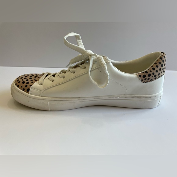 Universal Thread Women’s Sneakers Size 9.5 Leopard Cheetah Print and White - Picture 5 of 11
